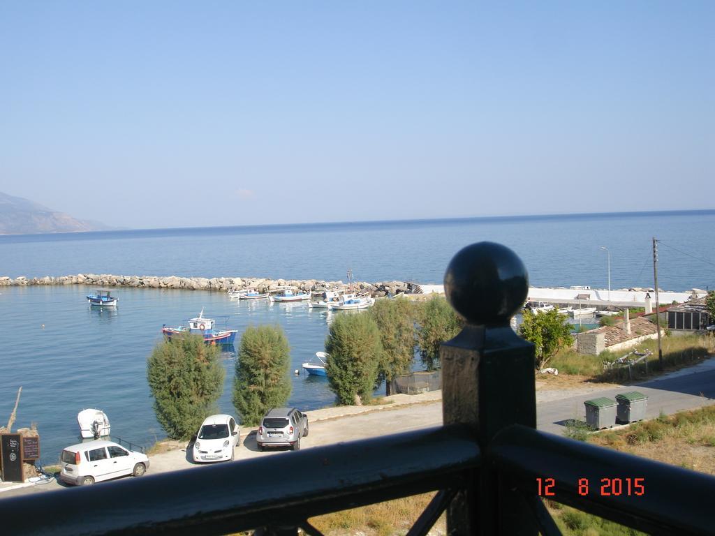 Cohyli Hotel Иреон Экстерьер фото