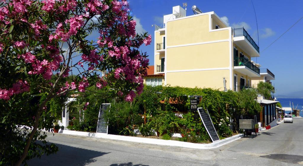 Cohyli Hotel Иреон Экстерьер фото
